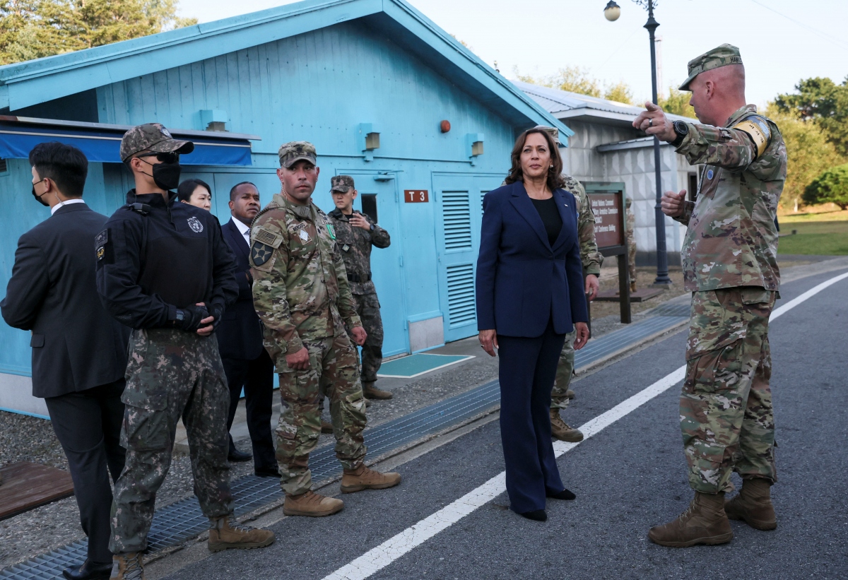 Phó Tổng thống Mỹ Kamala Harris thăm khu phi quân sự liên Triều